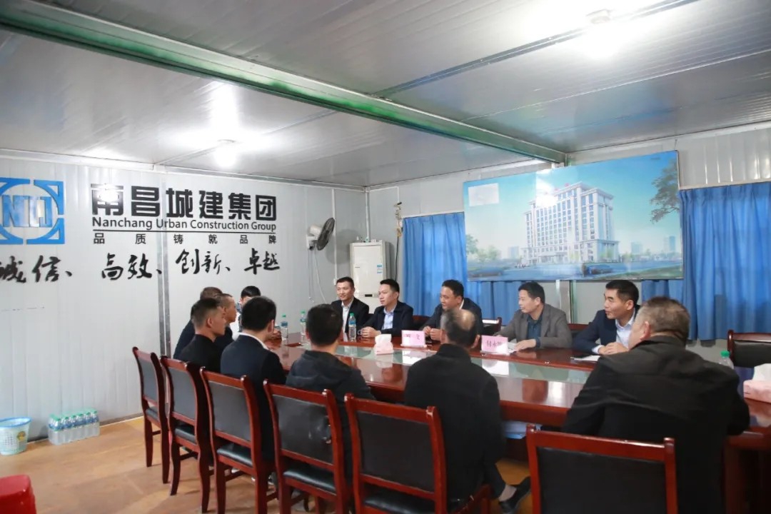 资阳城投集团人武部发展传承武士心灵，做集团建设发展的“排头兵”座谈会